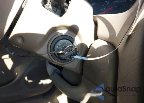 2004 Nissan Sentra 2.5S z USA, uszkodzony, nr VIN 3N1AB51A64L738125